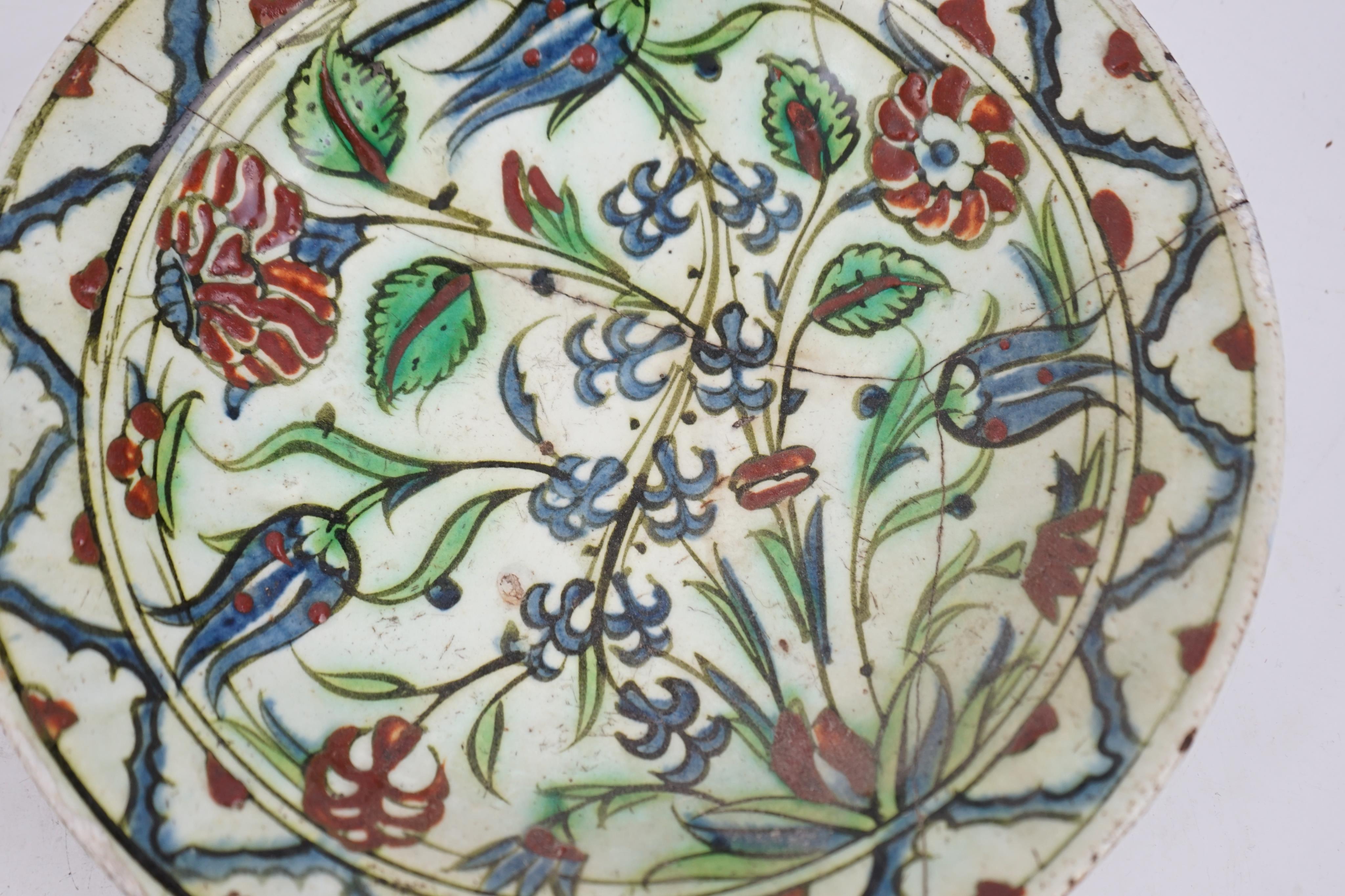 An Iznik pottery dish, Ottoman Turkey, 17th century